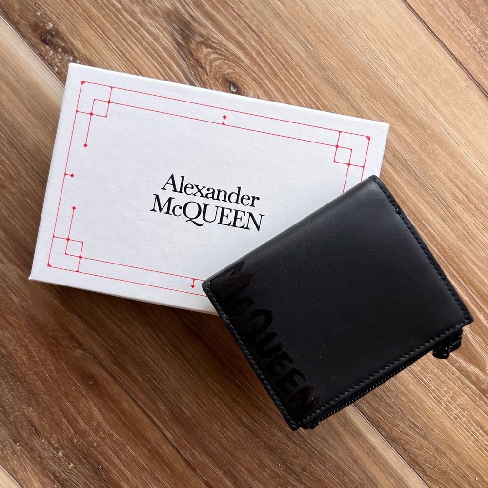 Alexander McQueen
Black Graffiti Bifold Wallet